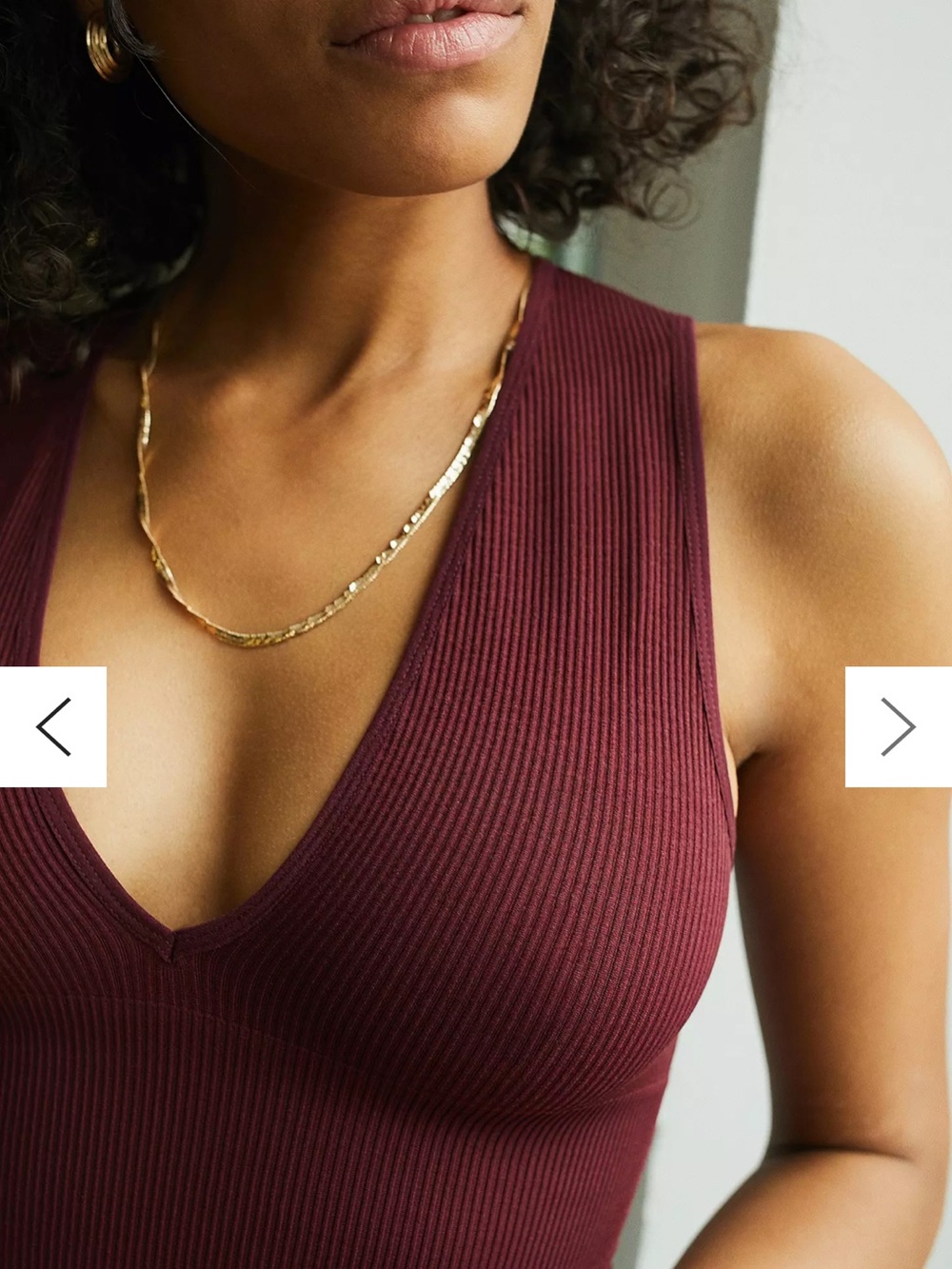Urban Outfitters Ribbed V-Neck Tank Top in Burgundy